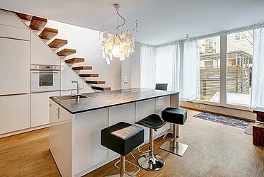 Neuhausen: 2-Zi.-Stadthäuschen mit Stil und Komfort