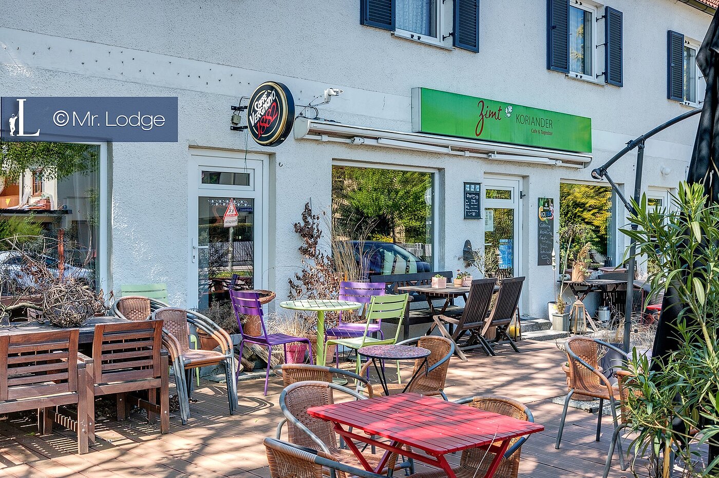 Dachgeschosswohnung mit 3 Zimmern | München-Hasenbergl | 1803D9 | Restaurant/Café