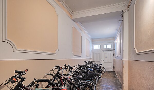 Erdgeschosswohnung mit 2 Zimmern | München-Sendling | 703811 | Fahrräder