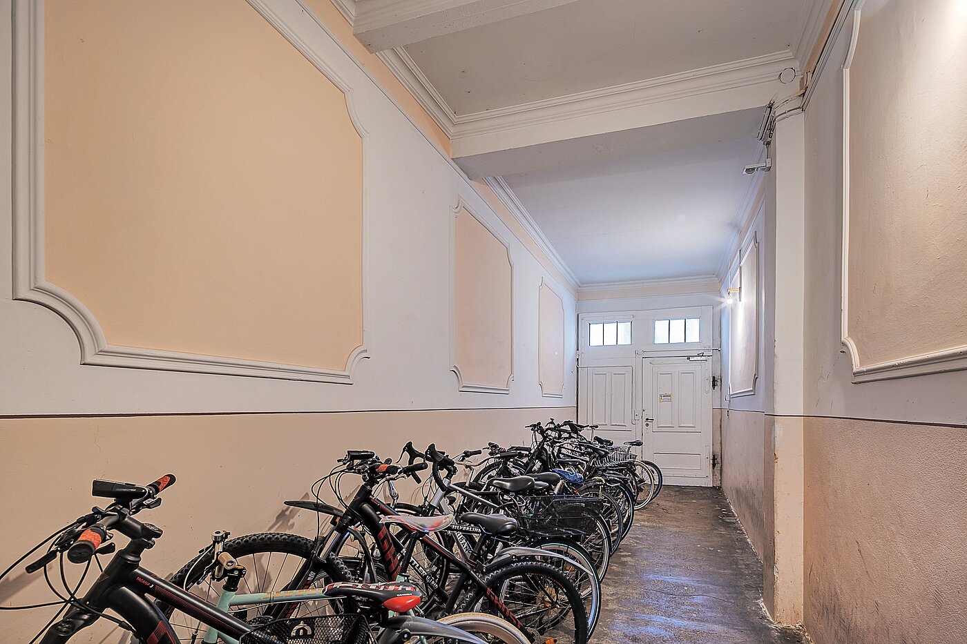 Erdgeschosswohnung mit 2 Zimmern | München-Sendling | 703811 | Fahrräder