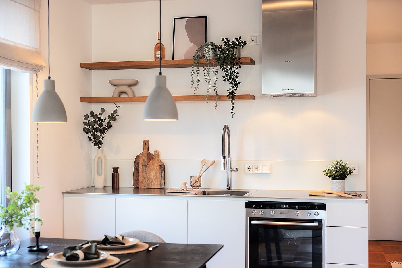 Etagenwohnung mit 2 Zimmern | München-Schwabing | 70195 | Designer Einbauküche...