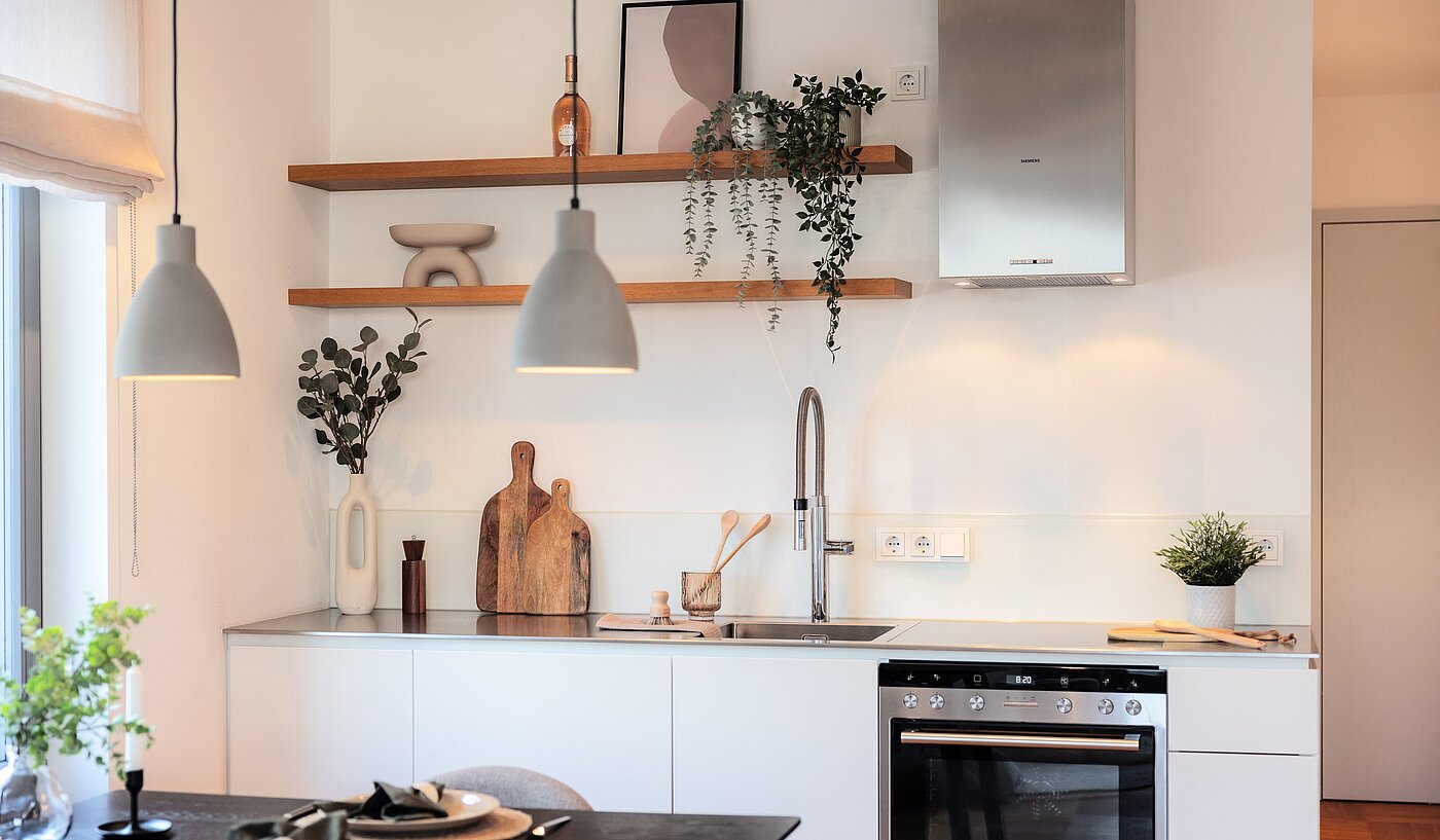 Etagenwohnung mit 2 Zimmern | München-Schwabing | 70195 | Designer Einbauküche...