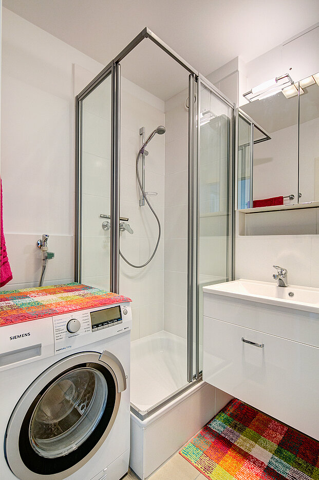 Etagenwohnung mit 2 Zimmern | München-Schwabing | 70445 | Badezimmer