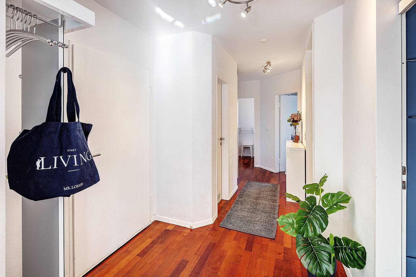 Etagenwohnung mit 3 Zimmern | München-Schwabing | 2202ML12 | Zentraler Flur...