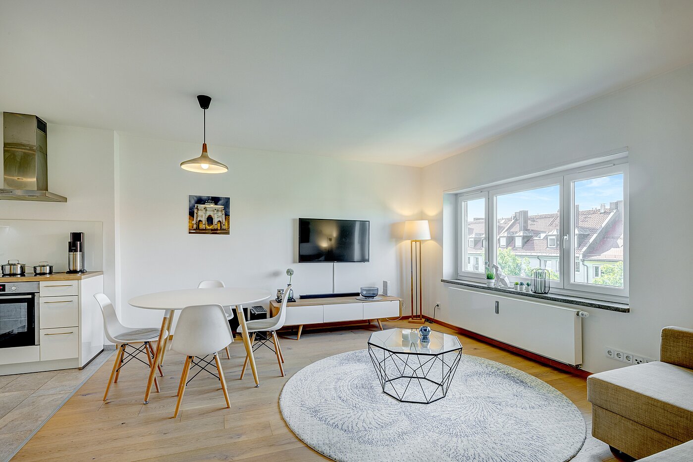 Apartment mit 1 Zimmer | München-Schwabing | 70198 | Gemütlicher Essbereich