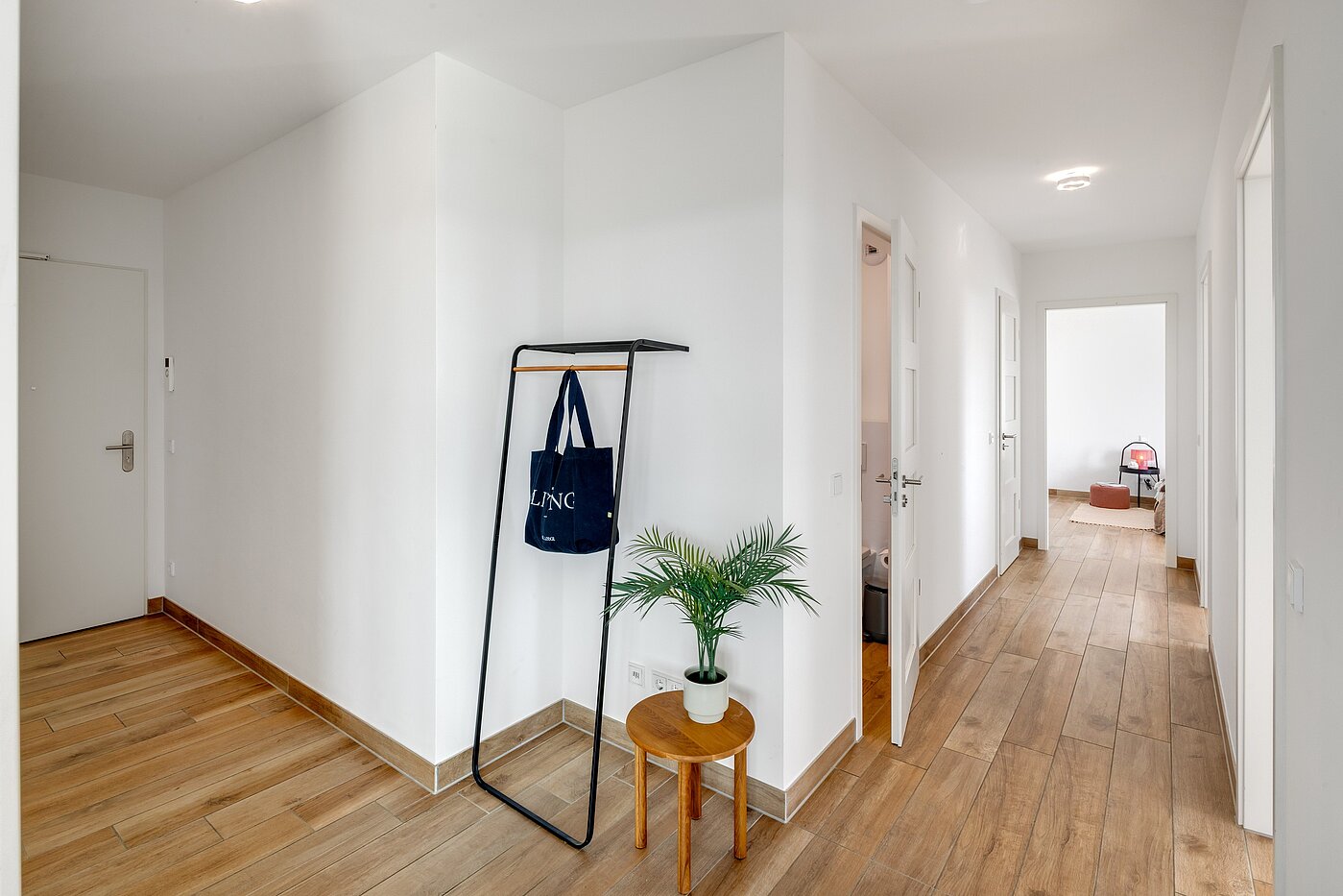 Etagenwohnung mit 3 Zimmern | München-Obersendling | 70260 | Eingangsbereich