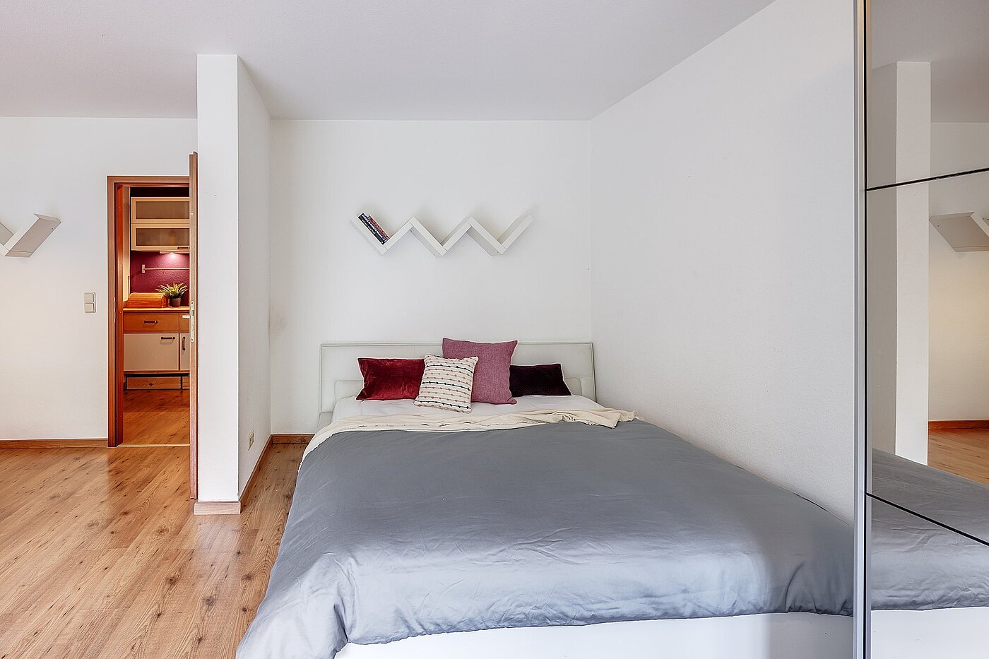 Etagenwohnung mit 1 Zimmer | München-Schwabing | 2104ML4 | Schlafbereich