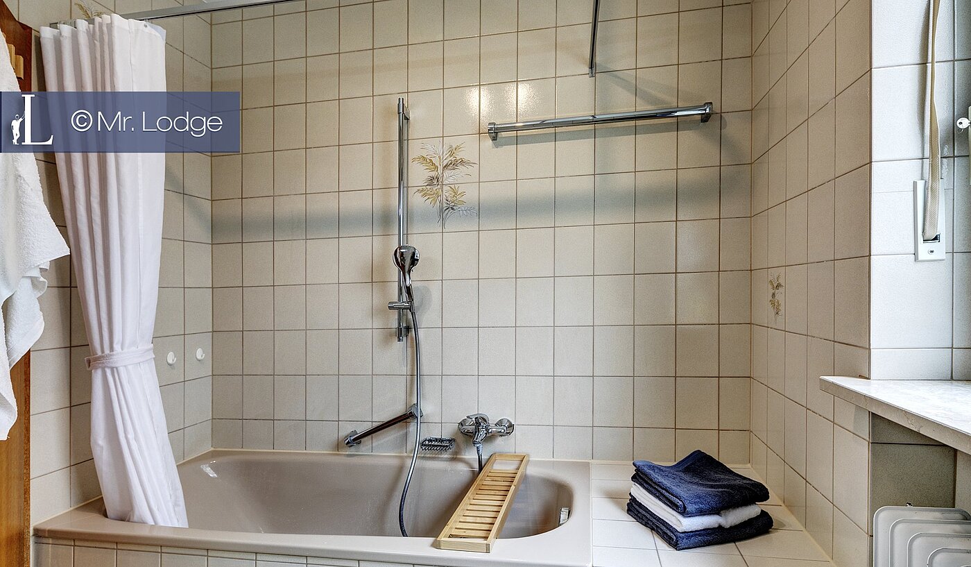 Erdgeschosswohnung mit 2 Zimmern | München-Harlaching | 1704ML6 | und Wanne