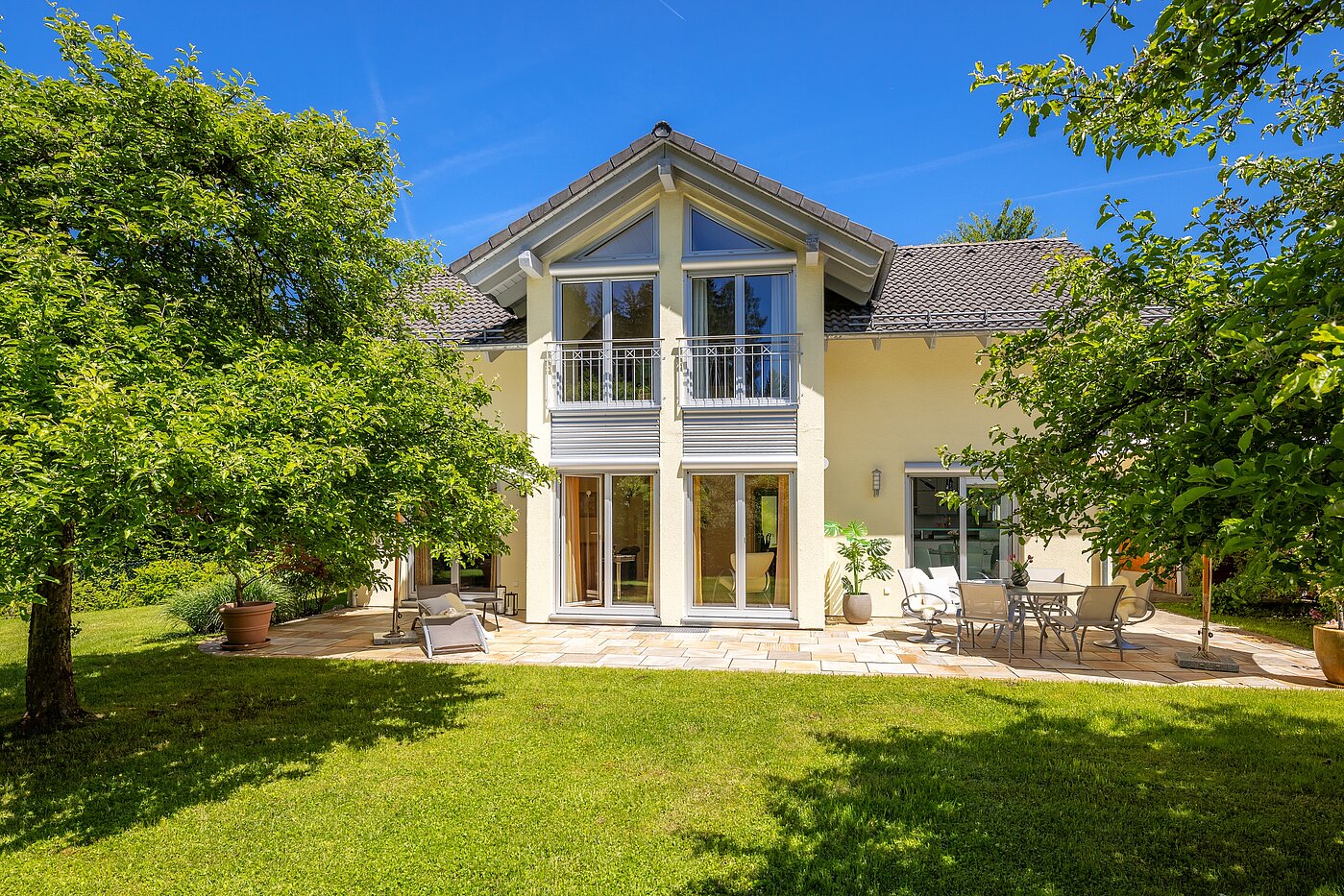 Einfamilienhaus mit 5 Zimmern | Icking | 70438 | Gartenseite