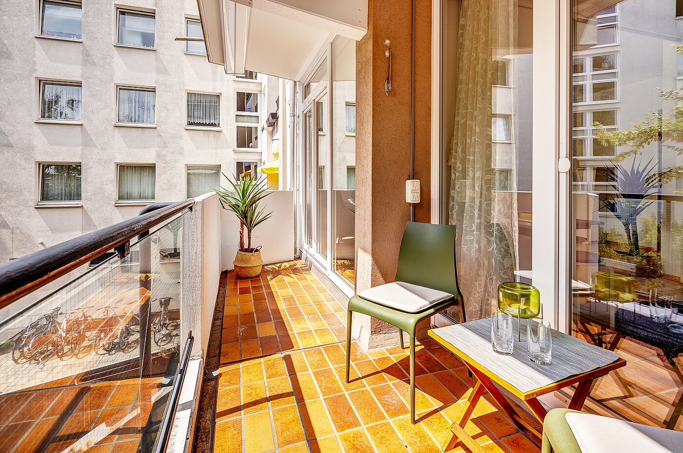 Etagenwohnung mit 2.5 Zimmern | München-Nymphenburg | 2204ML61 | ...mit Südausrichtung