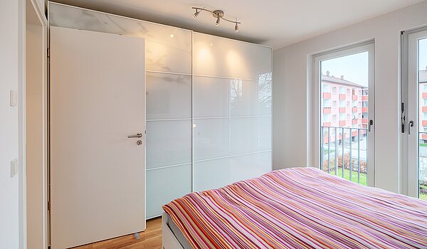 Etagenwohnung mit 3 Zimmern | München-Moosach | 70164 | ...mit großen Fensterfronten
