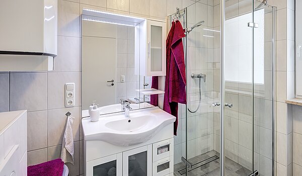 Etagenwohnung mit 1 Zimmer | Karlsfeld | 70460 | Badezimmer