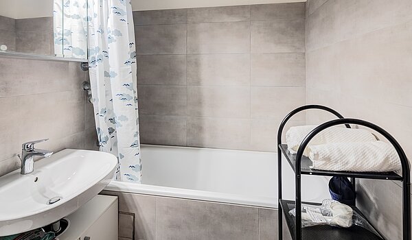 Etagenwohnung mit 1 Zimmer | München-Haidhausen | 70482 | Badewanne