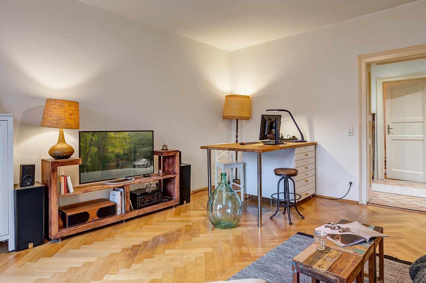 Etagenwohnung mit 2.5 Zimmern | München-Au | 2001ML9 | ...Arbeiten