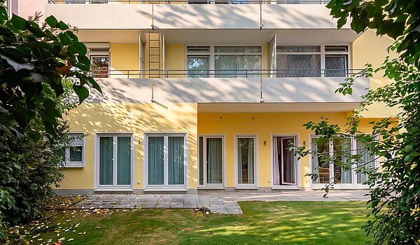 Erdgeschosswohnung mit 4 Zimmern | München-Neuhausen | 70471