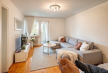 Thalkirchen: 2-Zimmer-Wohnung mit Südost-Balkon im 5. OG - frei