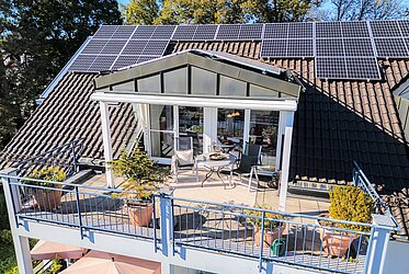 Ottobrunn: Attraktive 3 Zi.-Dachterrassenwohnung zum Verlieben/ frei