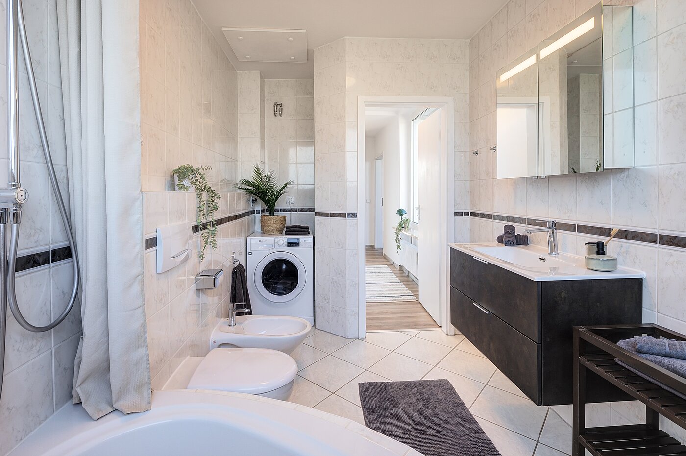 Terrassenwohnung mit 3.5 Zimmern | München-Berg am Laim | 123456 | Inkl. Waschmaschinenanschluss