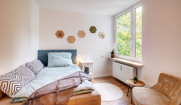 Etagenwohnung mit 3 Zimmern | Unterhaching | 70421 | Kind, Gäste oder...