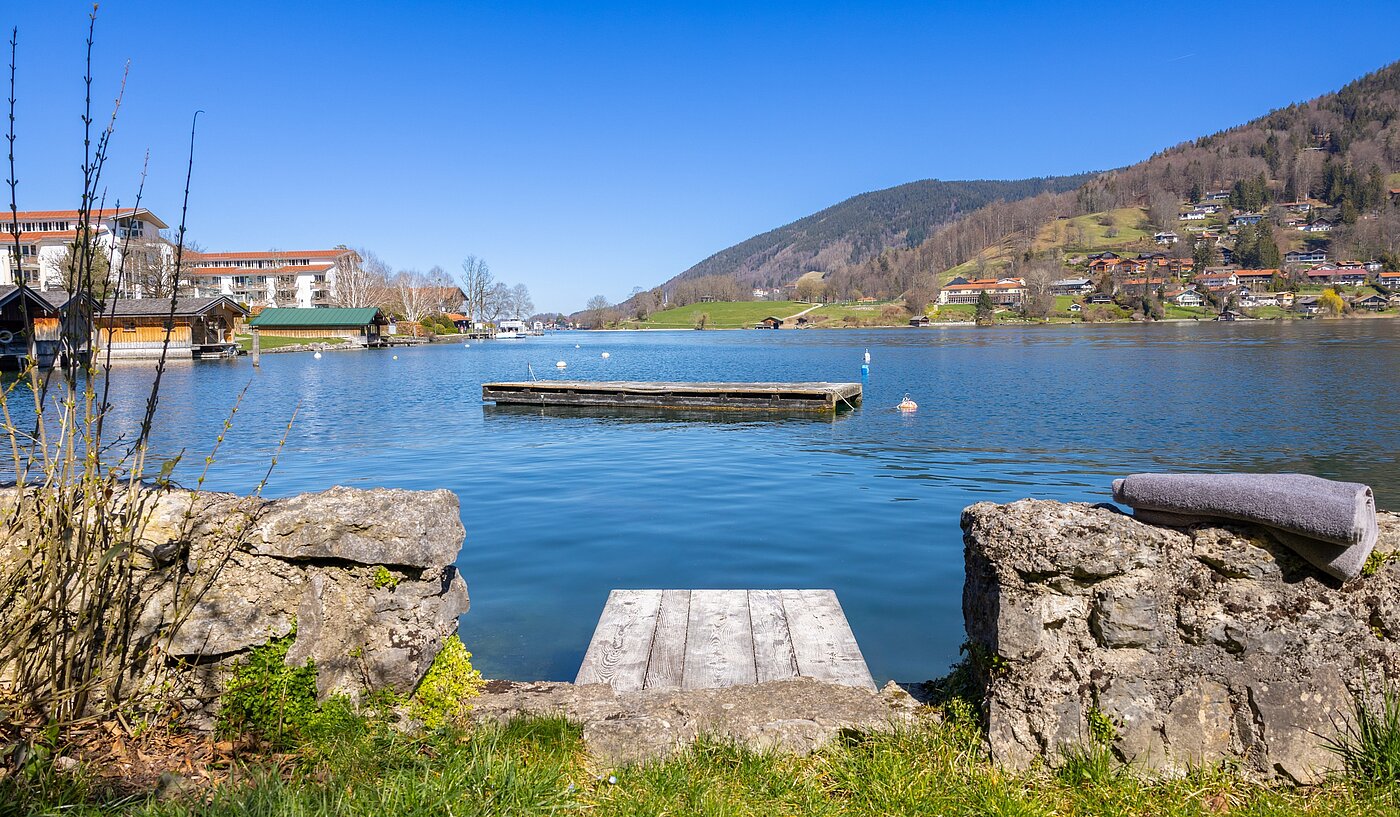 Mehrfamilienhaus mit 11 Zimmern | Rottach-Egern | 70215 | mit eigenem Bootssteg