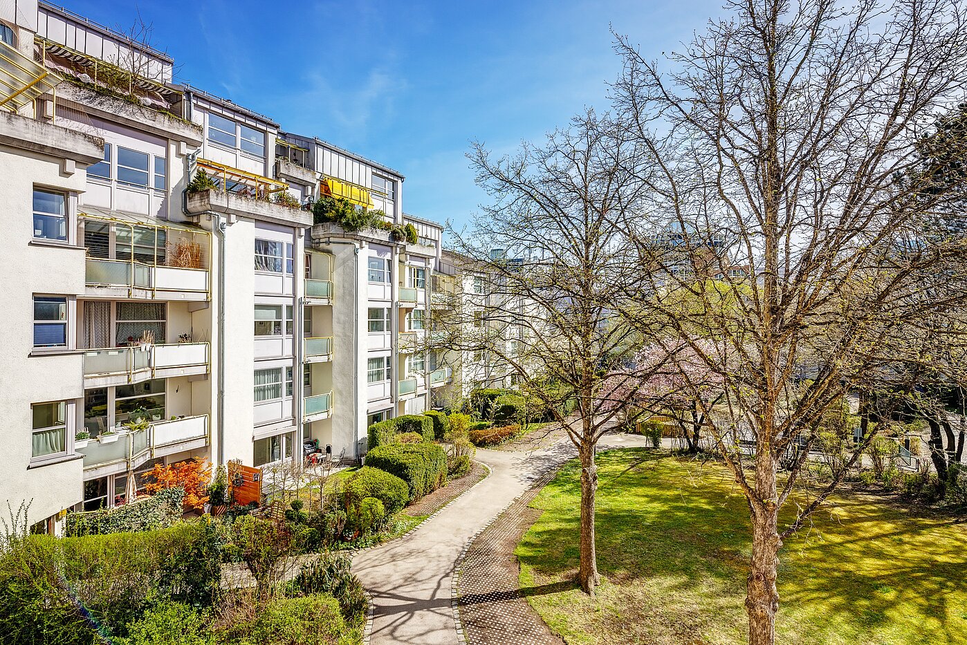 Etagenwohnung mit 1.5 Zimmern | München-Bogenhausen | 2203ML2 | ...mit Blick in den...