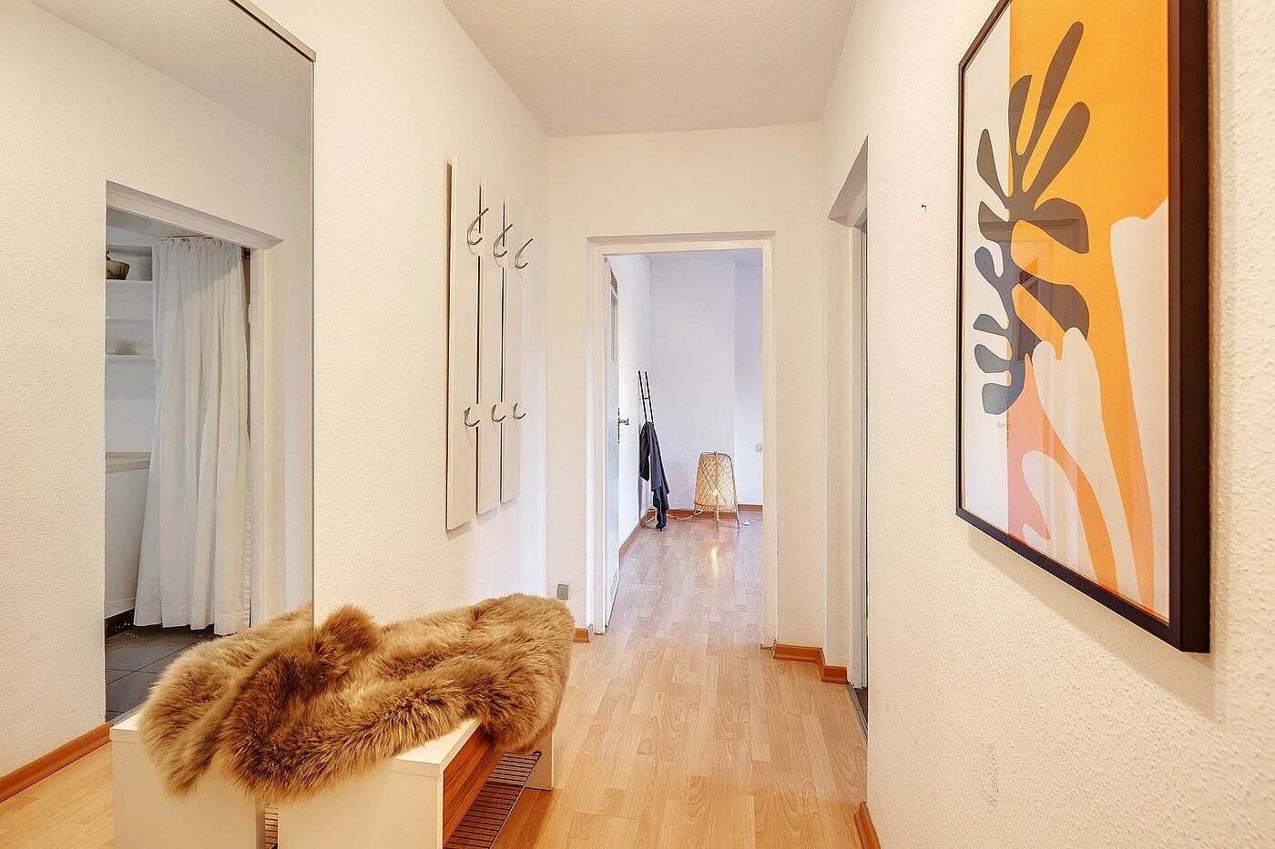 Etagenwohnung mit 1.5 Zimmern | München-Schwabing | 2011ML3 | ...und Platz für die Garderobe