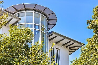Fasangarten: Frei - 2,5-Zimmer-Wohnung mit schöner Dachterrasse