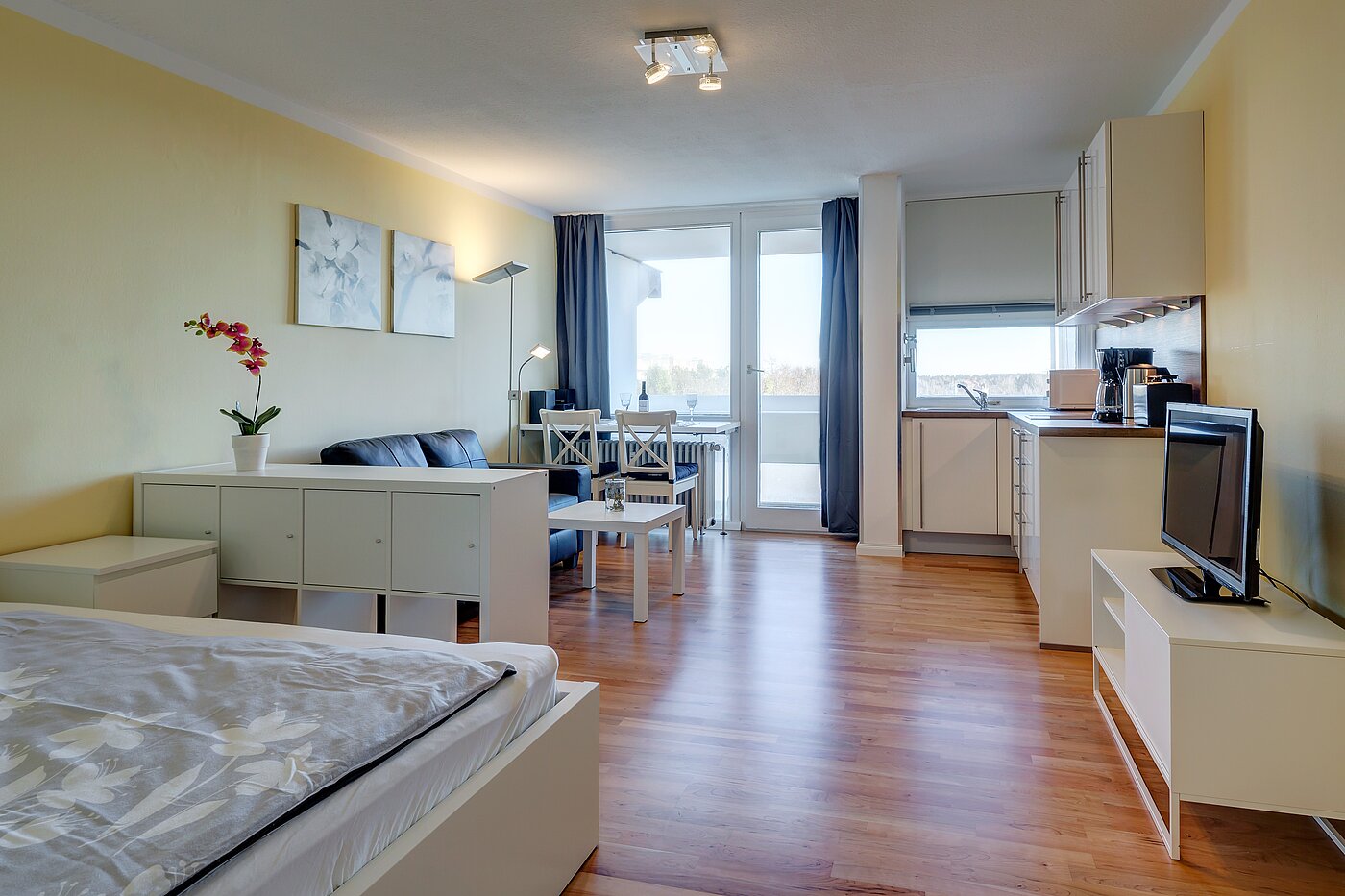 Apartment mit 1 Zimmer | 70308 | Wohn- und Schlafbereich