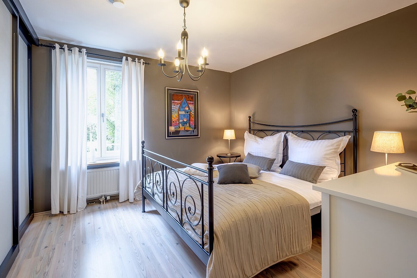 Etagenwohnung mit 2 Zimmern | München-Nymphenburg | 2107ML3 | Das Schlafzimmer...