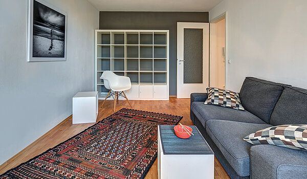Etagenwohnung mit 2 Zimmern | München-Neuhausen | 70440 | Wohnzimmer