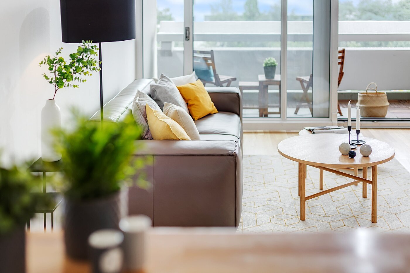 Etagenwohnung mit 3 Zimmern | München-Milbertshofen | 1905ML7 | Helles Wohnzimmer
