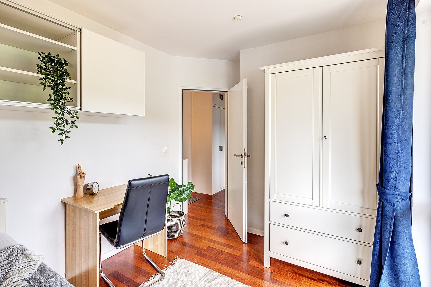 Etagenwohnung mit 3 Zimmern | München-Schwabing | 2202ML12 | ...mit Arbeitsplatz...