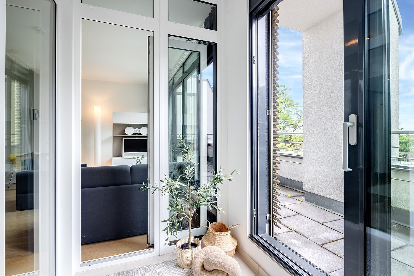 Apartment mit 1.5 Zimmern | München-Bogenhausen | 70233 | Wintergarten...