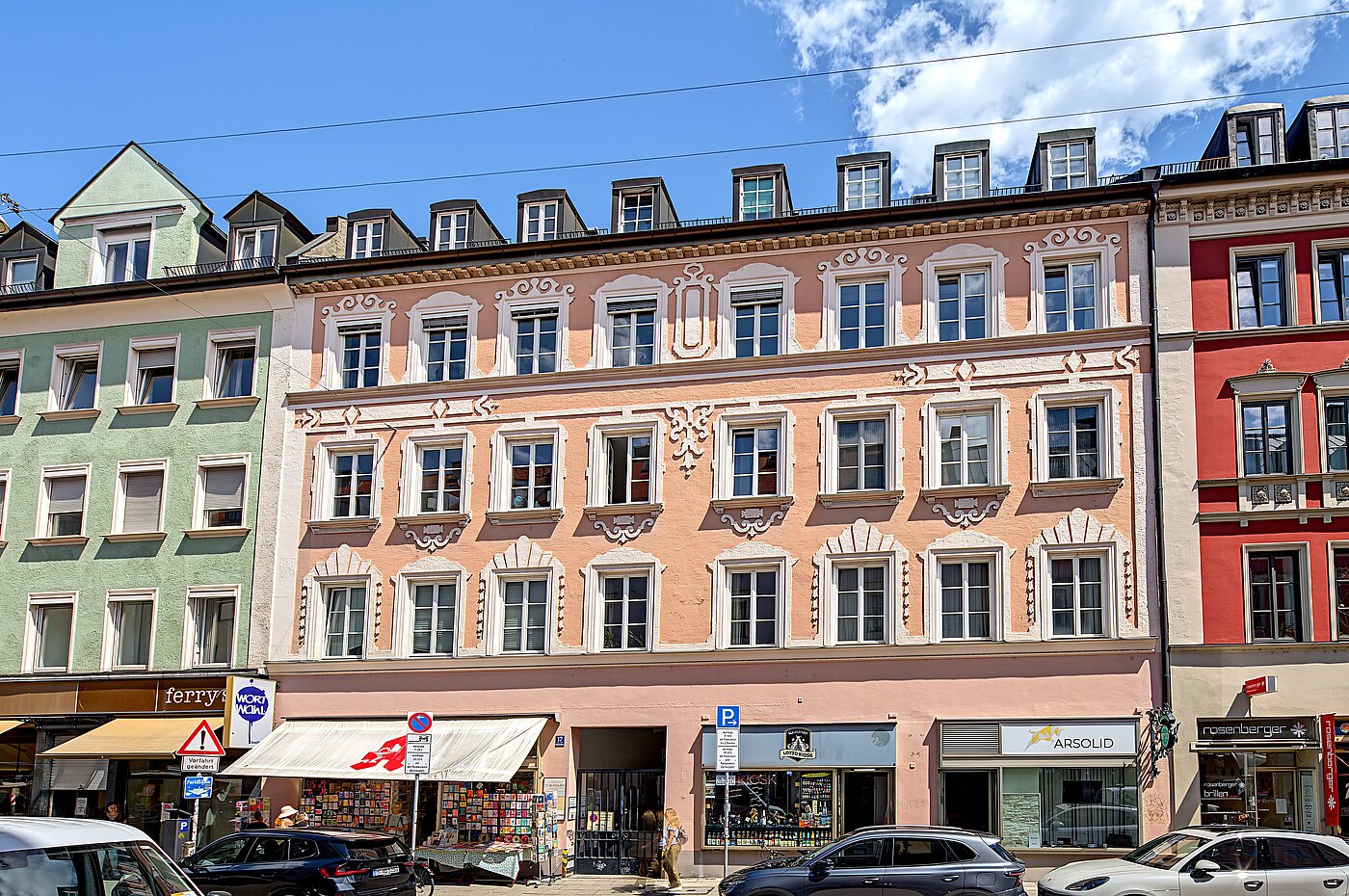 Dachgeschosswohnung mit 4.5 Zimmern | München-Ludwigsvorstadt | 70461