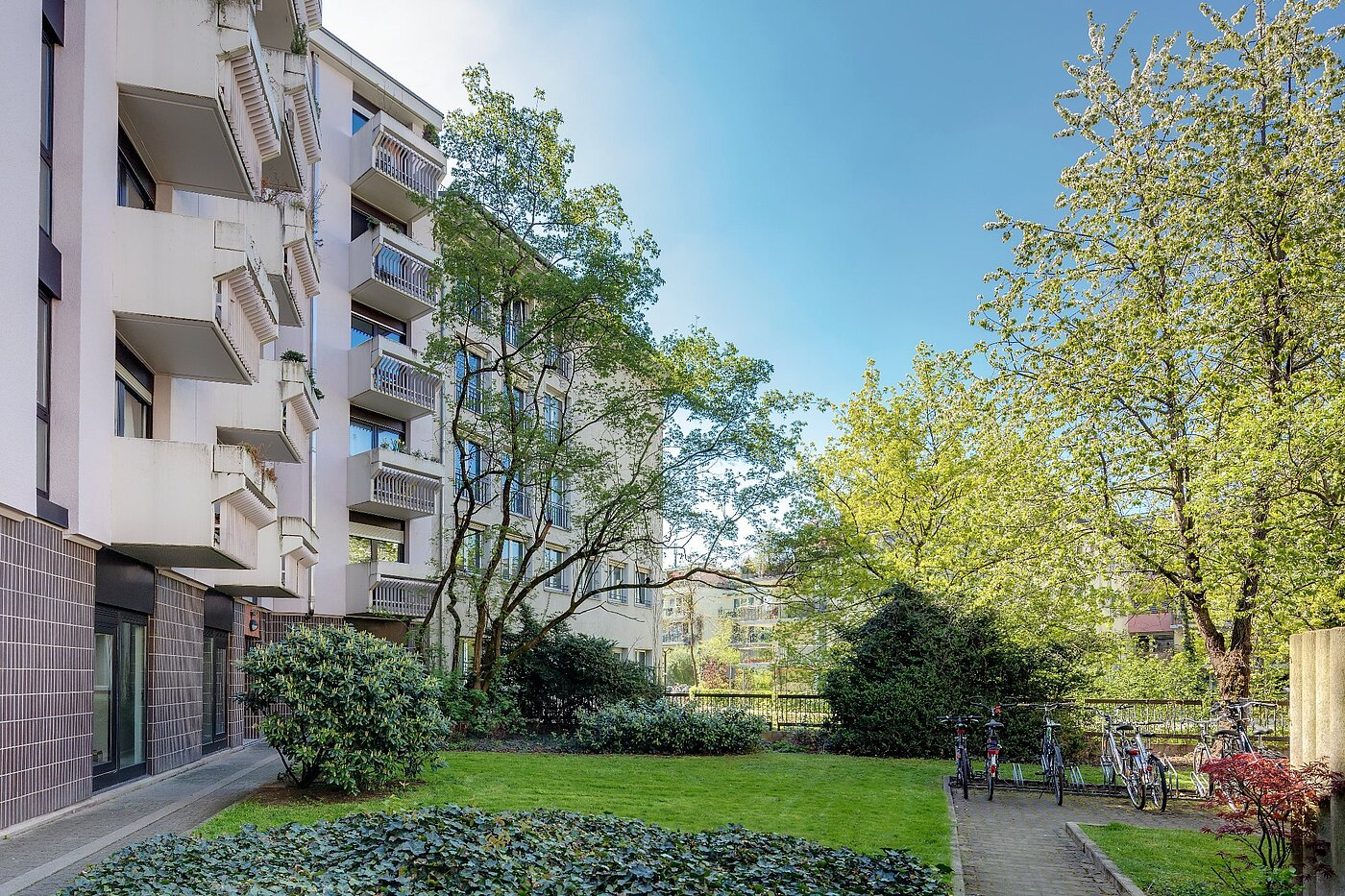 Etagenwohnung mit 2 Zimmern | München-Isarvorstadt | 1804ML1 | Begrünter Innenhof