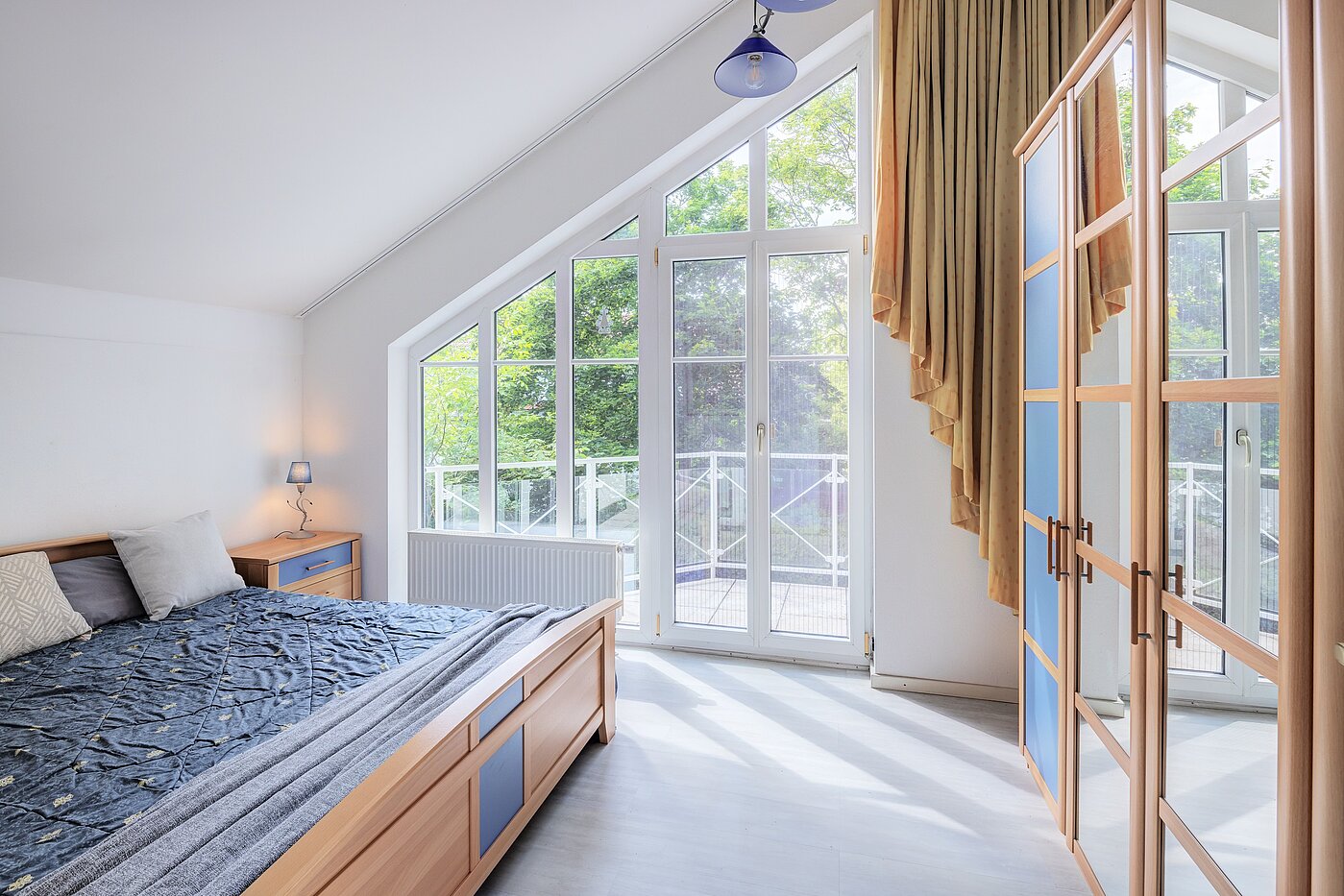 Doppelhaushälfte mit 5 Zimmern | München-Trudering | 70269 | ...Stellfläche