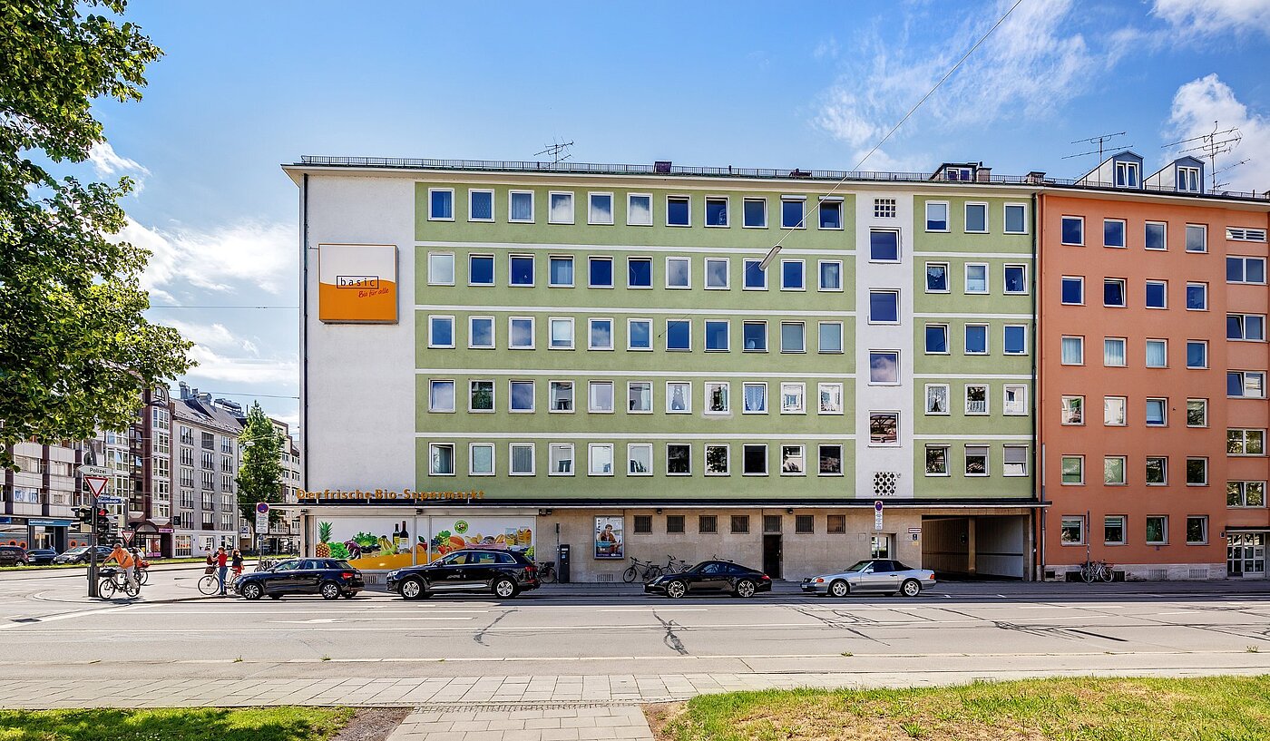 Etagenwohnung mit 3 Zimmern | München-Schwabing | 2006ML4 | Hausansicht