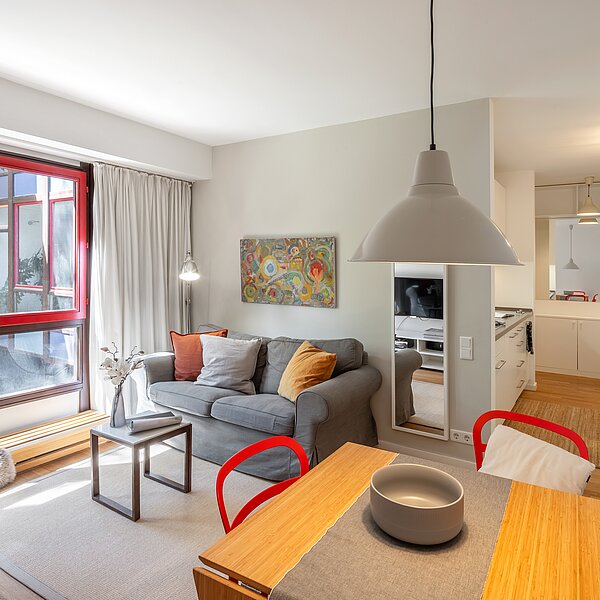 Solln: Denkmalgeschützte 2-Zimmer-Wohnung - oder Pied-à-Terre - frei