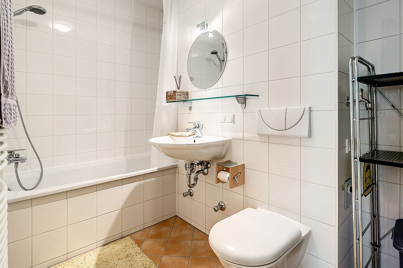 Erdgeschosswohnung mit 1.5 Zimmern | München-Ramersdorf | 2004ML6 | ... und WM-Anschluss