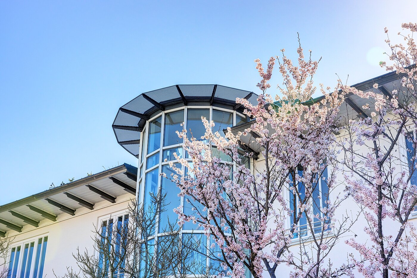 Etagenwohnung mit 2.5 Zimmern | München-Fasangarten | 702211 | Ansprechende Architektur