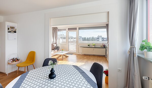 Etagenwohnung mit 3 Zimmern | München-Schwabing | 703181 | ...Wohnbereich offen...
