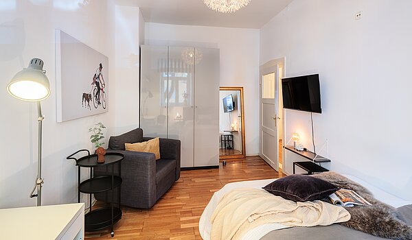 Etagenwohnung mit 1.5 Zimmern | München-Neuhausen | 70473 | Wohnen und...