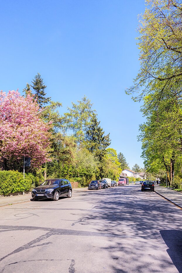 Etagenwohnung mit 3.5 Zimmern | München-Bogenhausen | 703052 | Ruhige Nachbarschaft