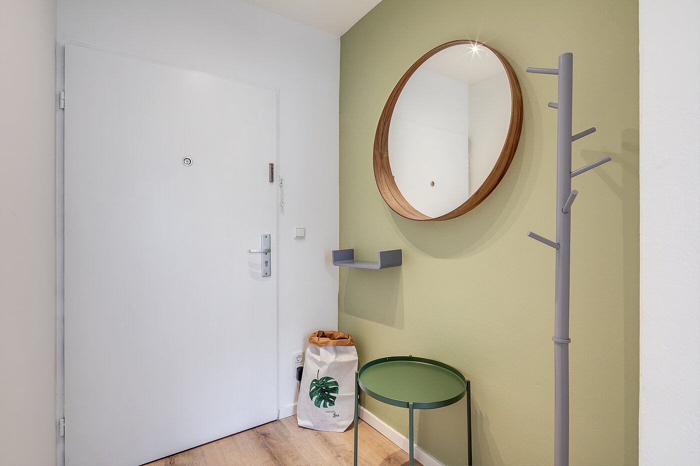 Erdgeschosswohnung mit 2 Zimmern | München-Moosach | 70462 | Eingangsbereich