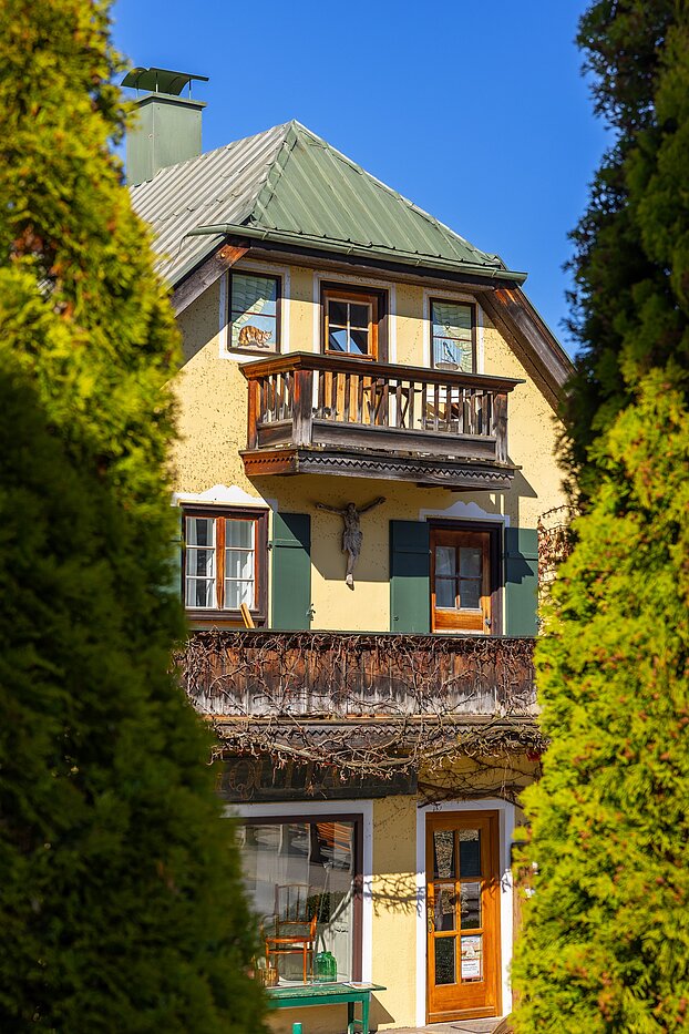 Mehrfamilienhaus mit 11 Zimmern | Rottach-Egern | 70215 | Blick von Südosten