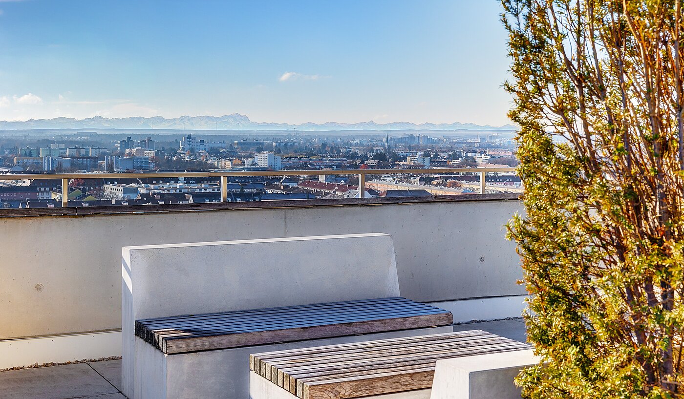 Apartment mit 1.5 Zimmern | München-Neuhausen | 703131 | Dachterrasse mit 360° Panorama