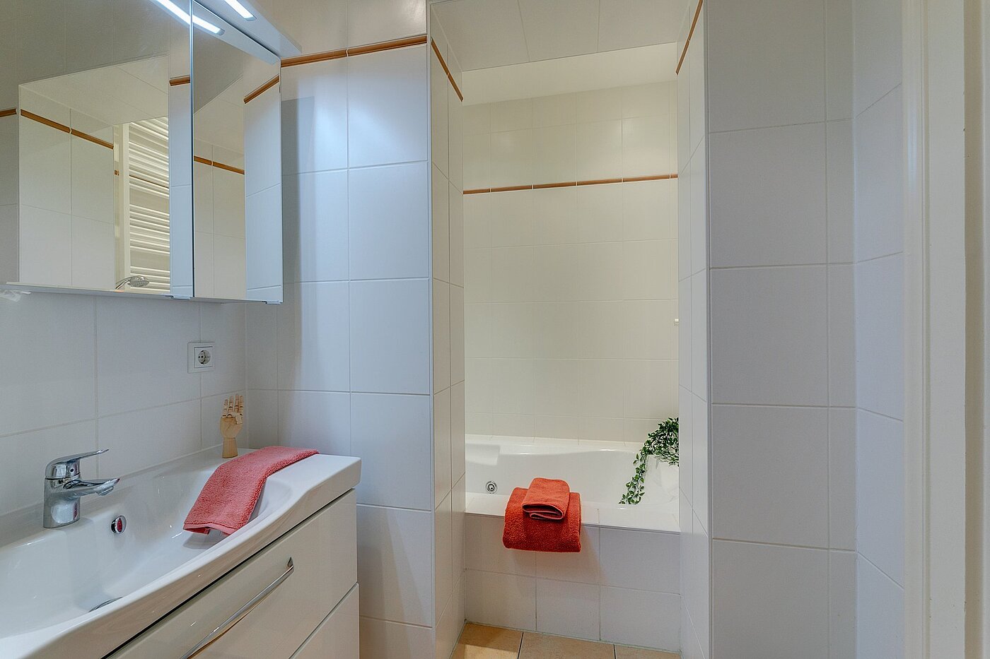 Etagenwohnung mit 3 Zimmern | München-Au | 1909ML8 | ...und Badewanne