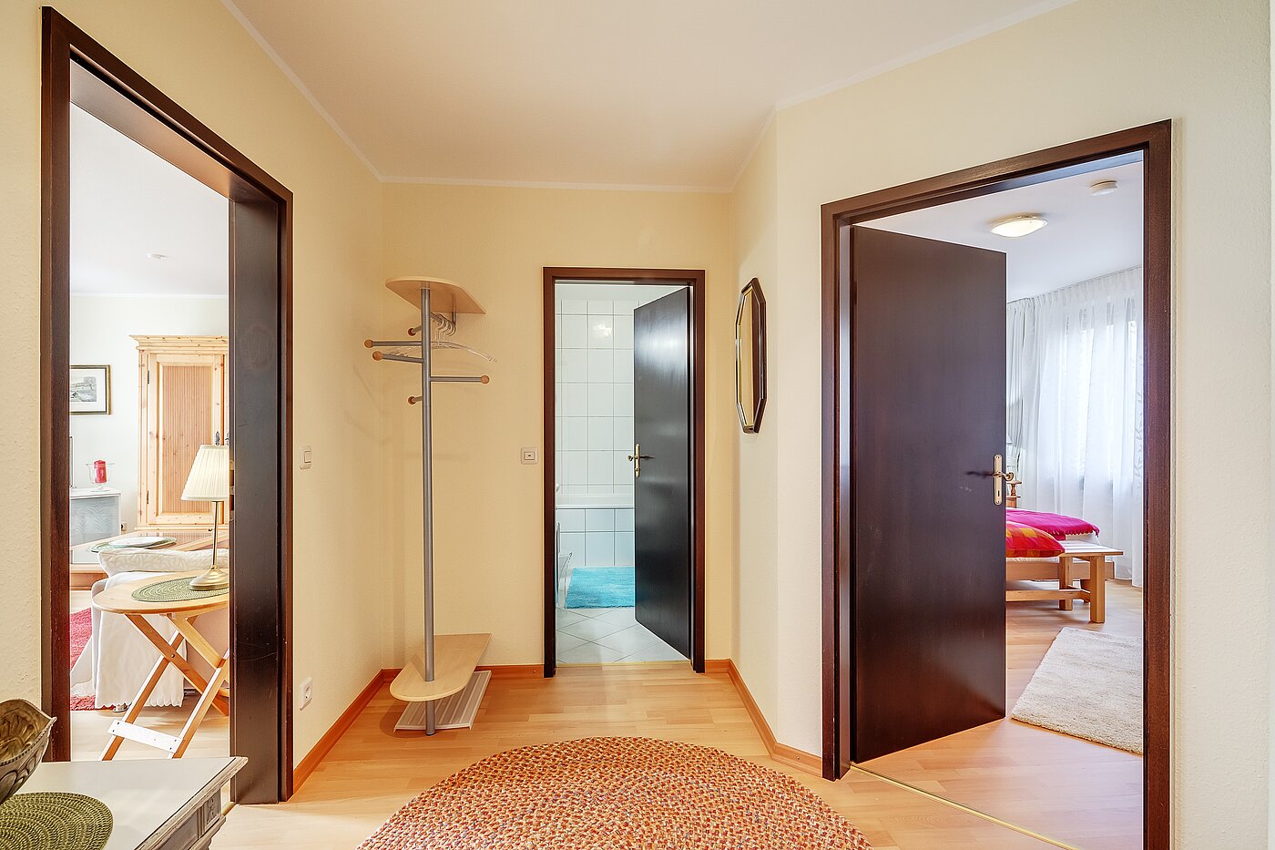 Etagenwohnung mit 2 Zimmern | München-Schwabing | 2205ML62 | Diele mit...