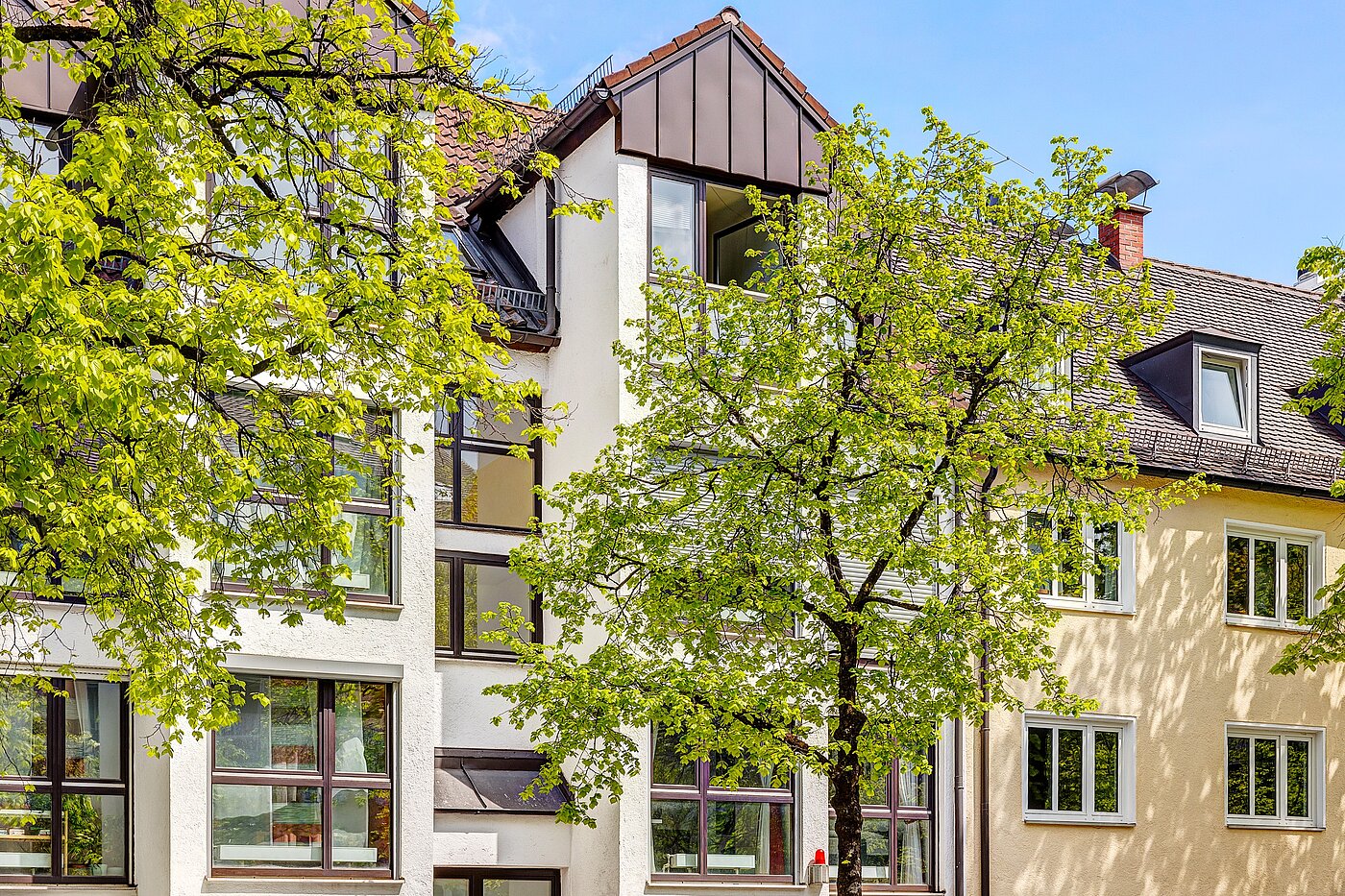 Etagenwohnung mit 3 Zimmern | München-Schwabing | 2202ML12 | Frontansicht