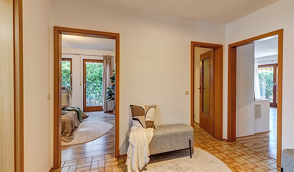 Etagenwohnung mit 3 Zimmern | München-Trudering | 70481 | Eingangsbereich